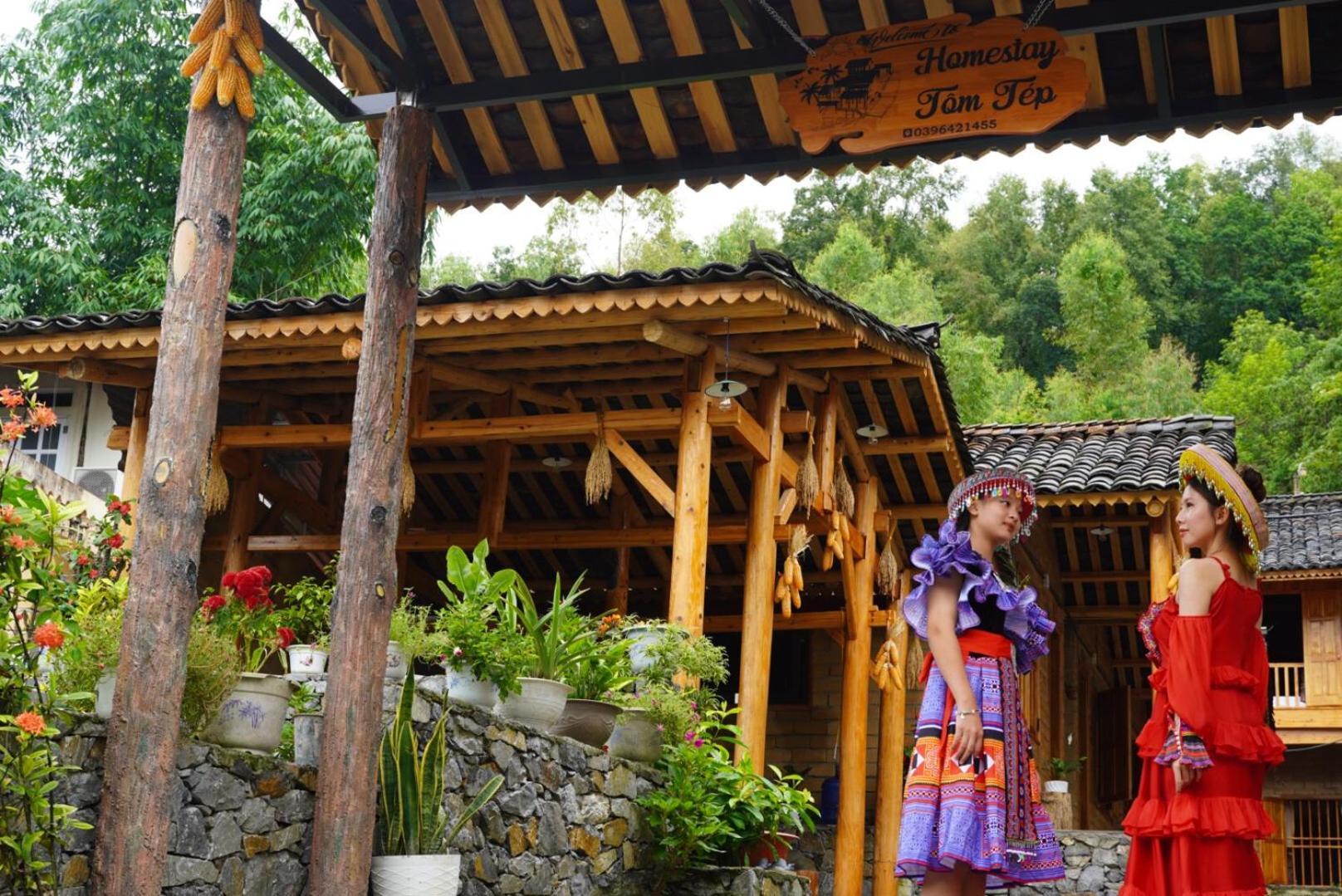 Tom Tep Homestay Ha Giang Esterno foto