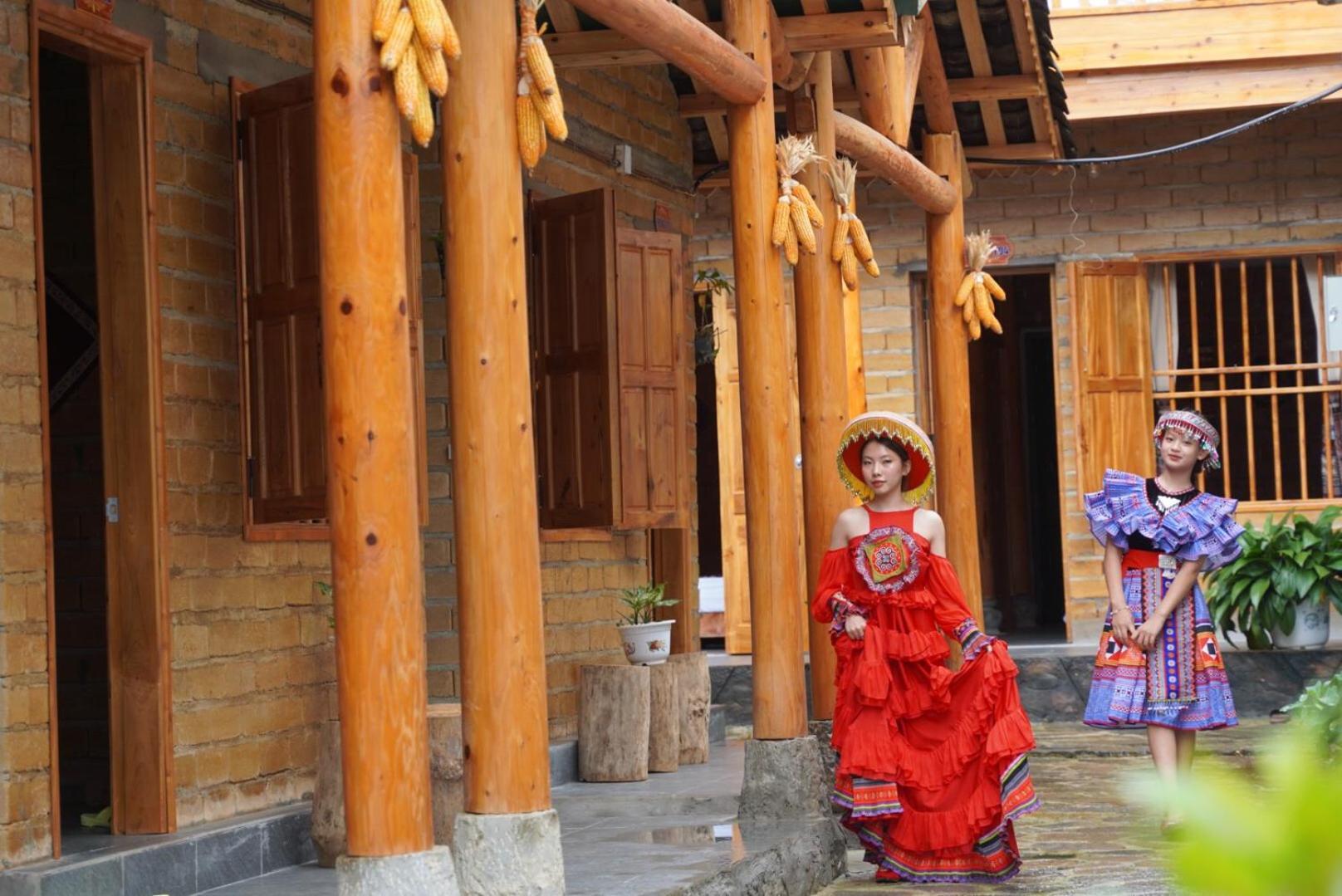 Tom Tep Homestay Ha Giang Esterno foto