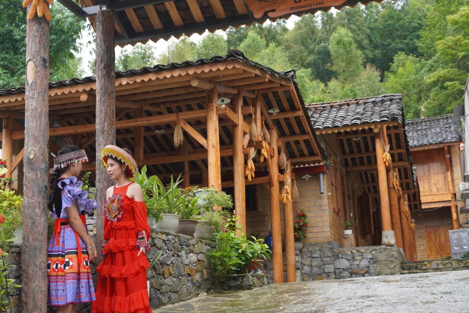 Tom Tep Homestay Ha Giang Esterno foto