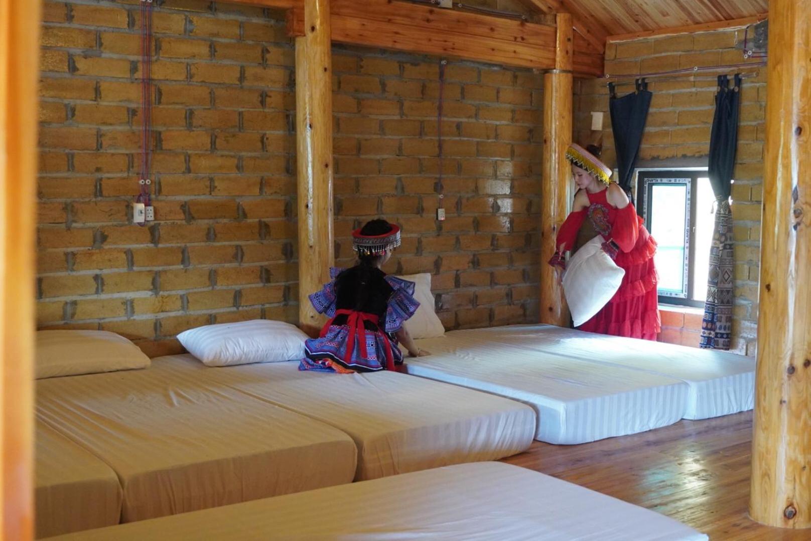 Tom Tep Homestay Ha Giang Esterno foto