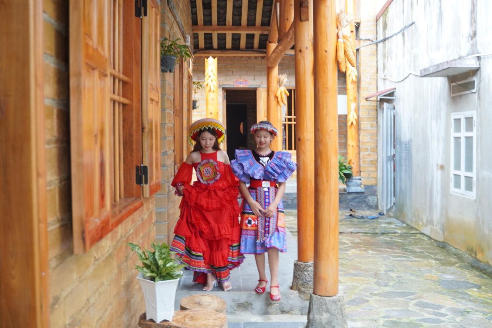 Tom Tep Homestay Ha Giang Esterno foto