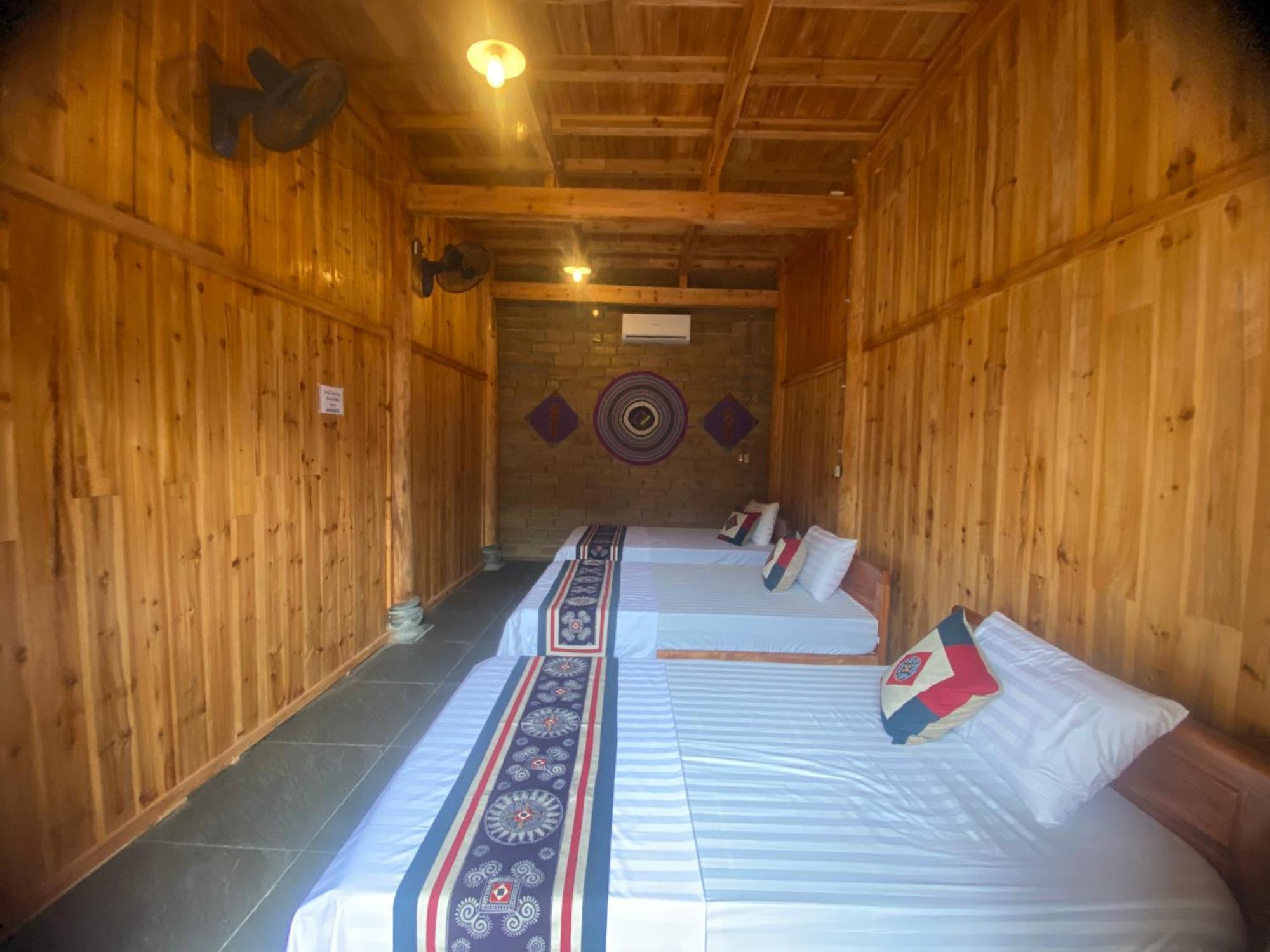 Tom Tep Homestay Ha Giang Esterno foto