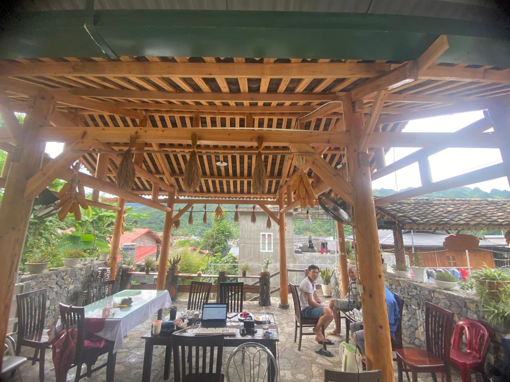 Tom Tep Homestay Ha Giang Esterno foto
