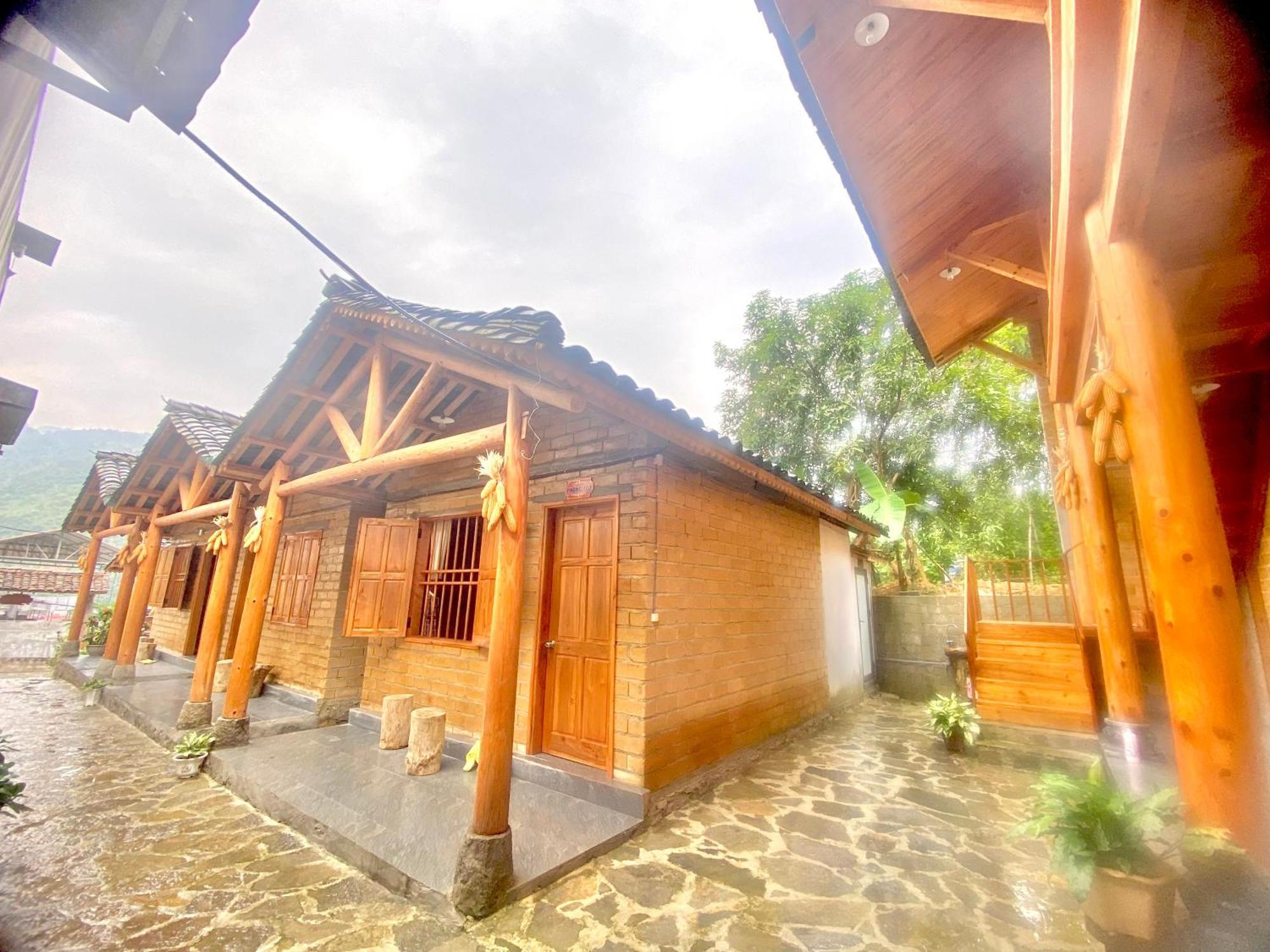 Tom Tep Homestay Ha Giang Esterno foto
